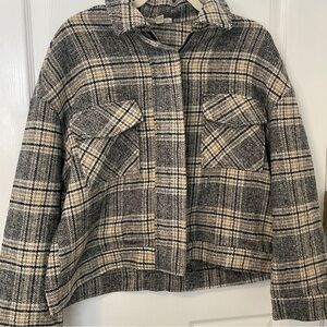 FASHION ON EARTH Plaid zip up coat with front pockets size Large